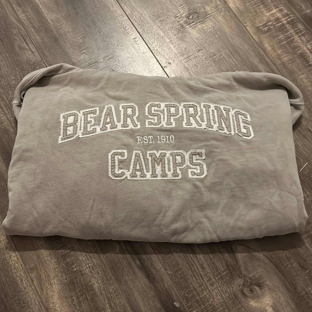 Bear springs camp green hoodie